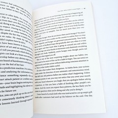 Atomic Habits by James Clear Build Good Habits Paperback Free Postage