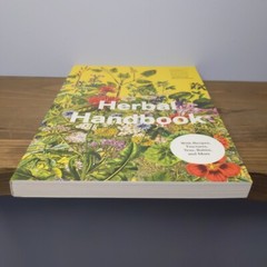 Herbal Handbook by New York Botanical Garden (Illustrated)
