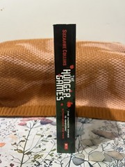 Hunger Games by Suzanne Collins (Trade Paperback)