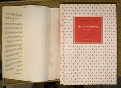 Julia Child Signed! Cookbook: Vol One Mastering The Art Of French Cooking 1989