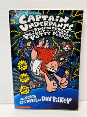 CAPTAIN UNDERPANTS Volumes 1-4, 8 & 9 Graphic Novel Lot of 7 books by Dav Pilkey