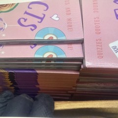 824 101 Facts About Taylor Swift Quizzes Quotes Journals and More LOT 78 Books