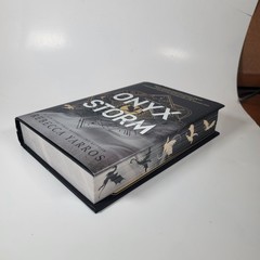 Onyx Storm (Wing and Claw Collection) by Rebecca Yarros (Hardcover) SEE DESC