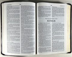 KJV Ultraslim Bible Burgundy Bonded Leather Belgium Print 2015BGM Clean VG+