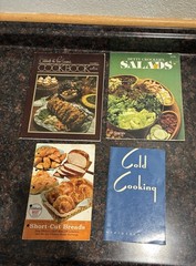 Vintage 1940’s-60s Lot of Recipe Booklets Pamphlets Advertising Cookbooks