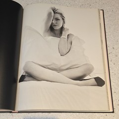 Four Inches Jimmy Choo Cartier Hardcover Photography Nudes First Edition 2005 DJ