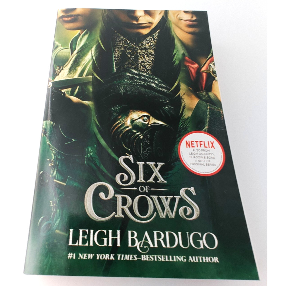 Six of Crows Leigh Bardugo Paperback NEW Young Adult Novel
