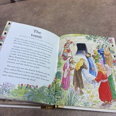 “First Bible Stories” Hardcover Children’s Book W/383 Gold Edge Pages