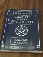 Buckland’s Complete Book of Witchcraft (Llewellyn’s Practical Magick) J405