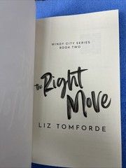 THE RIGHT MOVE: WINDY CITY SERIES, BOOK TWO ~ LIZ TOMFORDE ~ SOFT COVER ~ NEW
