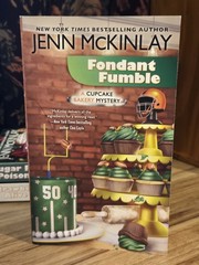 A Cupcake Bakery Mystery By Jenn McKinlay Lot of Four Cozy Mysteries