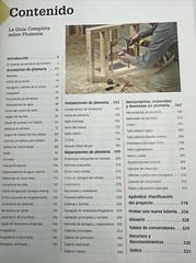 La Guia Completa Sobre Plomeria Spanish Paperback Black & Decker 2009 334 Pages