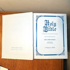 Holy Bible King James Version Our Family Bible 1971 White & Gold 11.5” Vintage