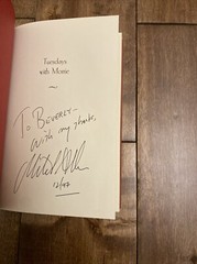 SIGNED Tuesdays with Morrie by Mitch Albom (1997, Hardcover)