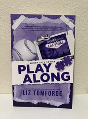 Play Along (Windy City) by Liz Tomforde (paperback)