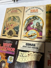 Vintage 1970s Pulp Sci Fi PB Book Lot of 8 VG Heinlein Attar Star Barbarian More