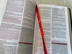 KJV Word Study Reference Bible Comfort Print Black Leather-Soft