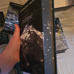 Stephenie Meyer Twilight Saga Deluxe Hardcover Collection Box Set 2025