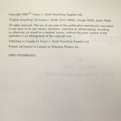 English Smocking Booklet Grace L Knott Doris George and James Webb 1989 44 Pages