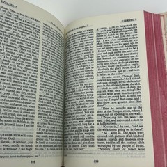VINTAGE THE CHILDRENS LIVING BIBLE PARAPHRASED ILUSTRATED In COLOR TYNDALE HC