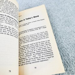Vital Issues of the Hour No. 2 1976 Regular Baptist Press Christian Studies RBP