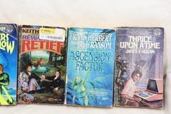Lot of 20 Science Fiction Books, Paperback, No Duplicates, B670
