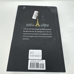 The Nightingale Deluxe Edition: A Novel