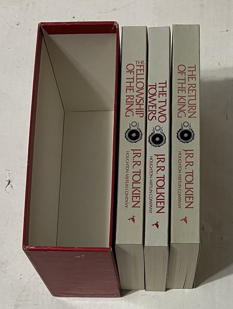 J.R.R. Tolkien The Lord of the Rings Red Box Set Vintage 1978 3 Paperback VG+