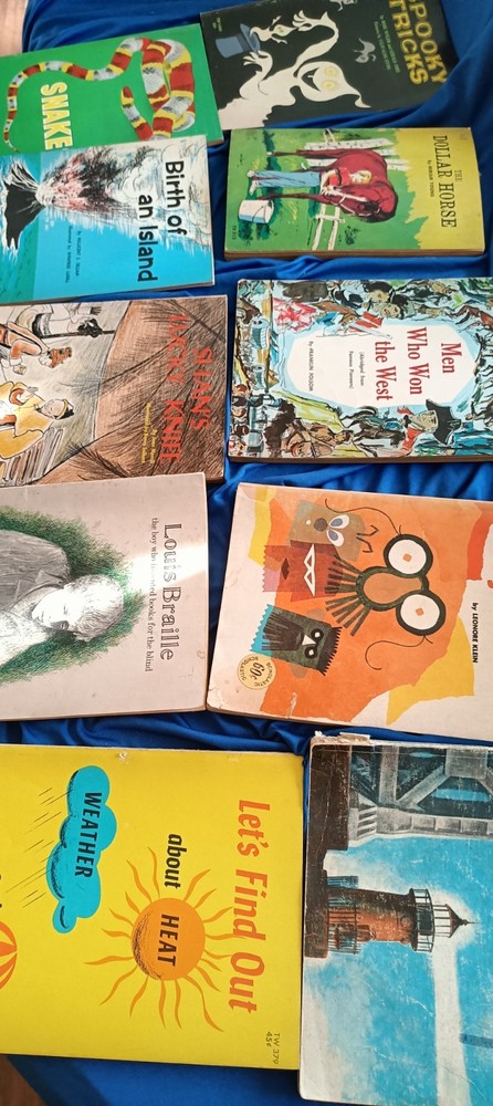 Vintage- 10 Scholastic Children’s Books Mixed Lot Very Good Condition see photo