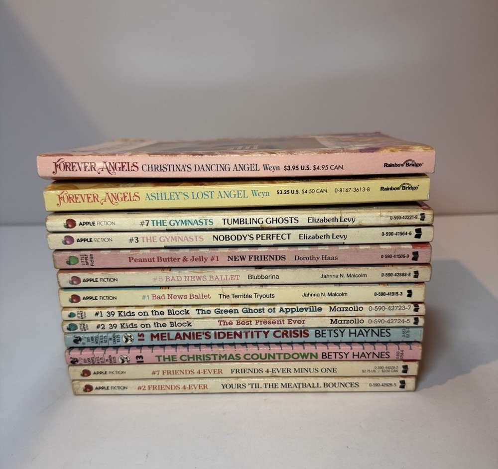 Lot of 13 Children’s books / mixed series