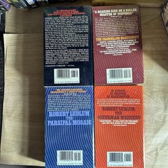 Robert Ludlum Paperback Box Set Bourne Supremacy Chancellor Osterman Parsifal