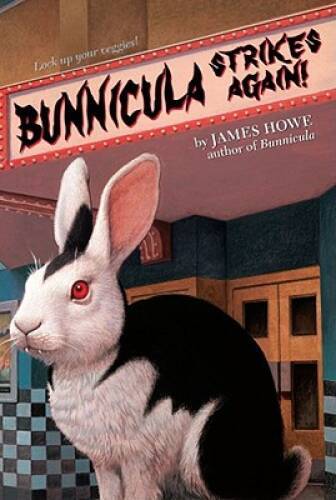 Bunnicula Strikes Again! (Bunnicula and Friends) – Paperback – VERY GOOD