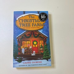 Laurie Gilmore Lot x 2, Paperbacks Cinnamon Bun Book Store, Christmas Tree Farm