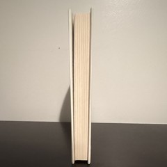 Atomic Habits by James Clear Hardcover w/ Dust Jacket, Avery Self-Help