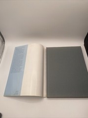 Lipmann DIVINELY ELEGANT Pavilion Books 1989 HC/DJ