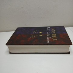 Holy Bible: People’s Parallel Edition King James Version/New Living Translation