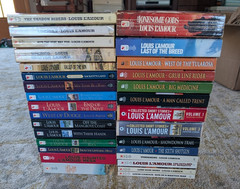 Lot of 30 Louis L’Amour Paperback western Books Novels 1980’s-Early 2010’s