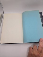 The UFO Guidebook ASPECT OF OFOLOGY by Simon Mennick & Norman J. Briazack 1978