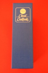 Pillsbury Cookbook Booklets AND a Hard to Find Slip Cover – Holiday Cooking