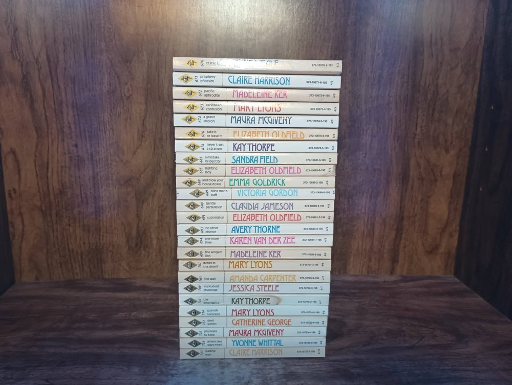 Harlequin Presents Lot #670–727 PB Romance Vintage Mixed Authors Acceptable–VG