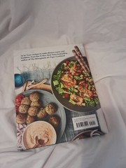 Skinnytaste Air Fryer Dinners Cookbook – Gina Homolka – Like New Hardcover