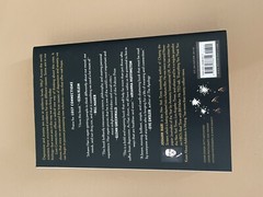 Lost Connections : Why You’re Depressed and How to Find Hope by Johann Hari Book