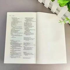 *Atomic Habits* Paperback by James Clear Build Good Habits & Break Bad Ones..