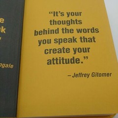 Little Gold Book of YES! Attitude | Jeffrey Gitomer | Hardcover
