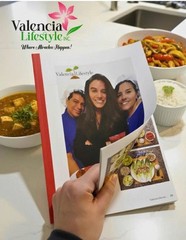 Valencia Lifestyle Hardcover Book. Spanish And English Easy Receipt For Health.