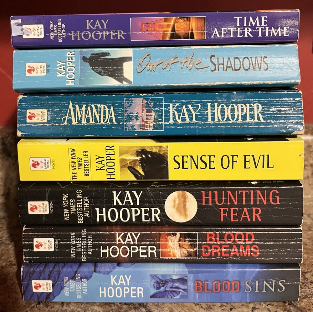 7 Book Lot Kay Hooper Paperback Shadows Evil Fear Blood Mystery Thriller