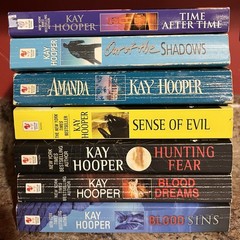7 Book Lot Kay Hooper Paperback Shadows Evil Fear Blood Mystery Thriller