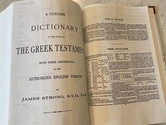 Complete Word Study Bible New Testament by Spiros Zodhiates