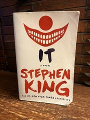 Lot 10 Stephen King Trade Paperback: Body Buick-Sp It Seasons Billy Talisman On