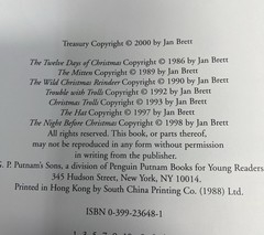 Jan Brett’s Christmas Treasury – Hardcover By Brett, Jan – VERY GOOD, HC/ DJ